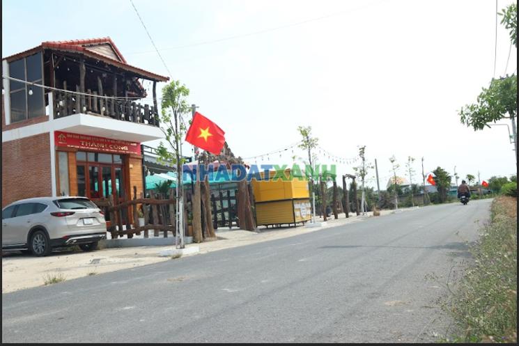 Bán đất 3 mặt tiền siêu đẹp tại trị trấn Cần Đước