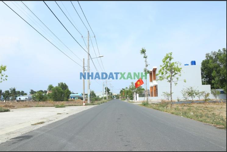 Bán đất để xây nhà ở hoặc kinh doanh lâu dài